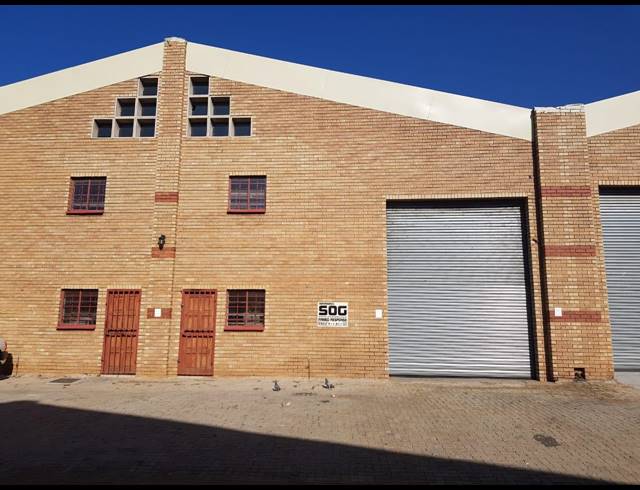 3,675M² WAREHOUSE FOR SALE IN STEELEDALE